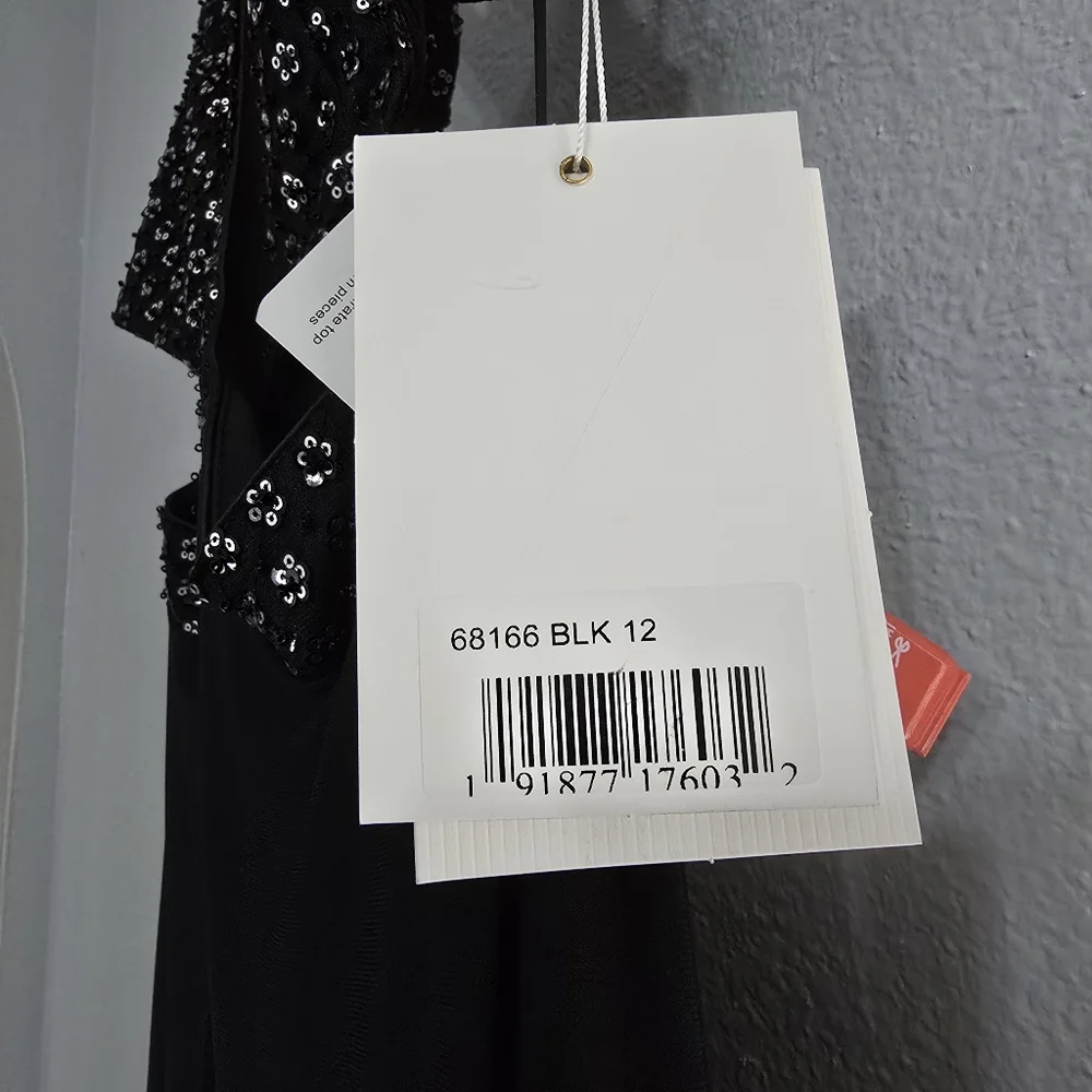 Mac Duggal Cut Out Criss Cross Black Beaded Dress Size 12. Style Code 68166. Nwt - Picture 8 of 9